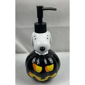 Peanuts Snoopy Halloween Jack O Lantern Black Ceramic Soap Lotion Pump Dispenser
